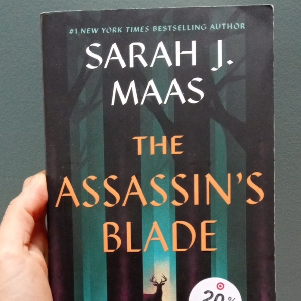 Sarah Maas Paperback Prequel